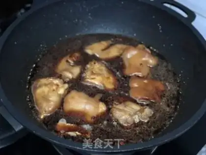 Make Spicy roasted pig hoof step 3