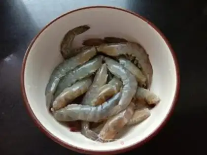 Make Spicy shrimp step 0