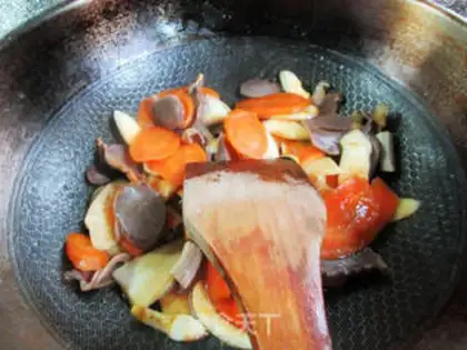 Make Carrots and velvet step 11