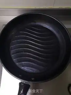 Make Black pretzels step 3