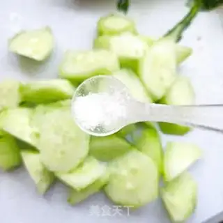 Make Cucumber egg salad step 4