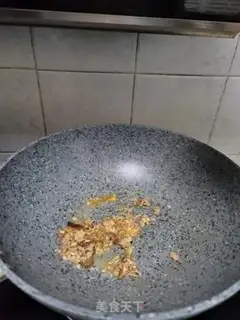 Make The meat and the garlic step 1