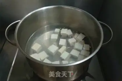 Make Shrimp tofu soup step 4