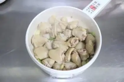 Make Chicken wings, tofu step 3