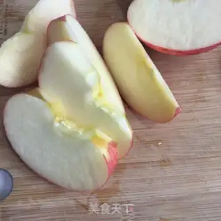 Make Apple-tree ginger tea step 1