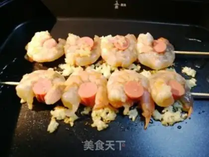 Make Garlic shrimp sausage string step 3