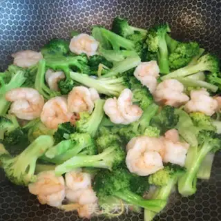 Make Shrimp broccoli step 7