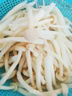 Make Seafood mushrooms and tofu pills step 0