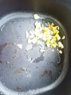 Make Seafood mushrooms and tofu pills step 7