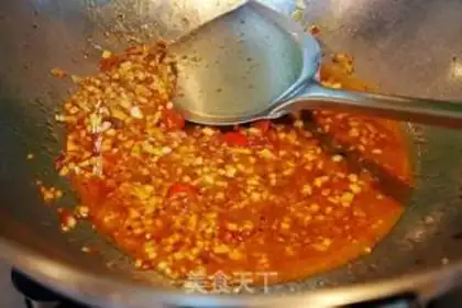 Make Garlic fan dolls step 5