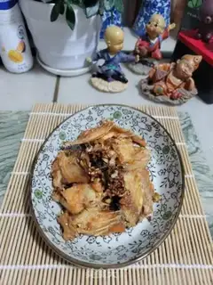 Make Fried salmon bones step 7