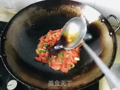 Make Tomato egg noodles step 3