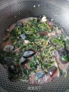 Make Soup with eggs step 4