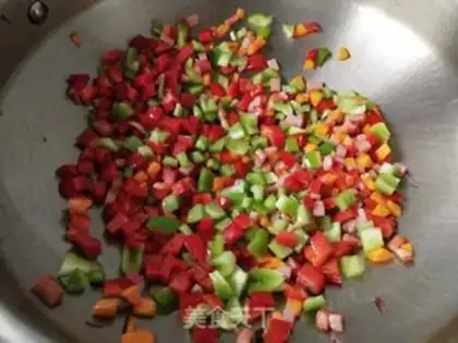 Make Five-coloured rice fried rice step 6