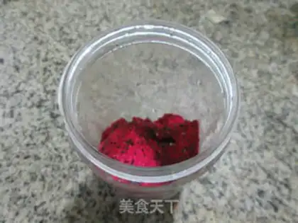 Make Milk Dragon Popsicle Ice step 1