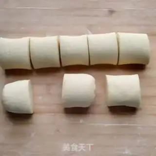 Make Cut the corn noodles step 5