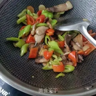 Make Spicy pepper and broccoli step 12