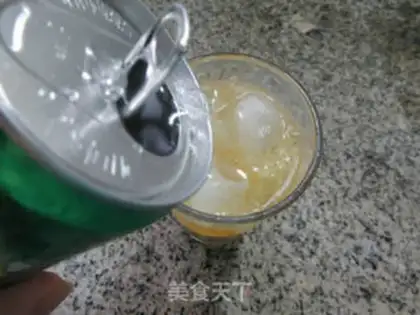 Make East Pinet drinks peach bubbles step 4