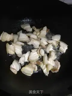 Make The green pepper onion makes five flowers step 2