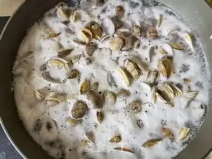 Make Thirteen fragrance clams step 3