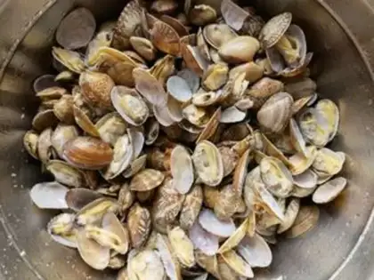 Make Thirteen fragrance clams step 4