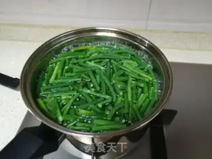 Make Pire oil with beans step 2