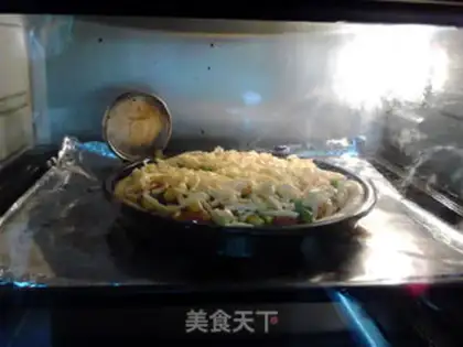 Make Chicken pizza in New Orleans step 23