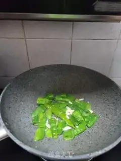 Make Chili fried meat step 5