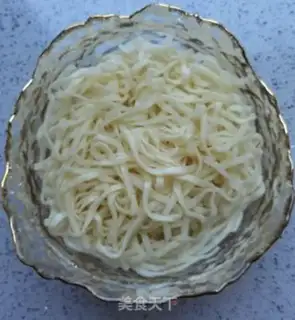 Make Sour spicy noodles step 6