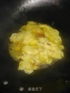 Make Eggs and pancakes step 3
