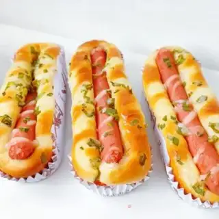 Make Onion hot dog bread step 10