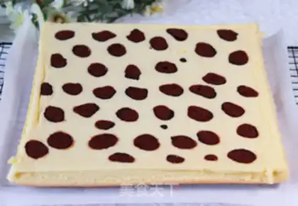 Make Sexy panther cake roll step 10