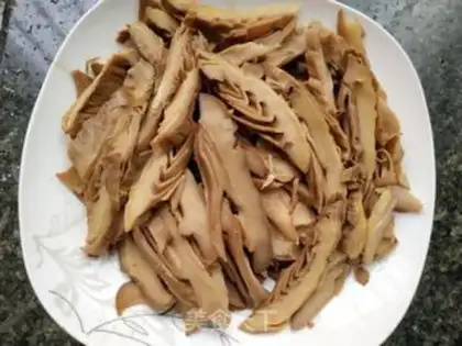 Make Celery fried step 1