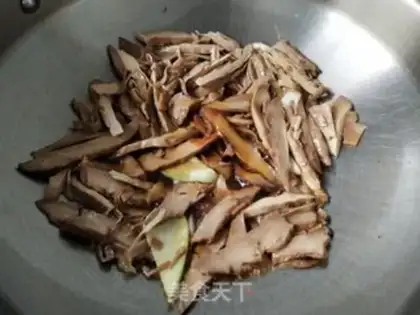 Make Celery fried step 4