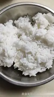 Make Sausage egg fried rice step 0