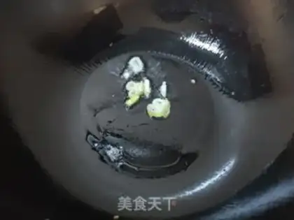 Make Potato cabbage fried eggs step 4