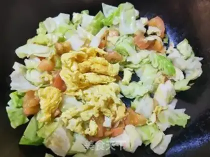 Make Potato cabbage fried eggs step 8