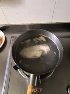 Make Chicken chest vegetable salad step 1