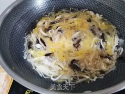 Make Gold needles, tofu soup step 6