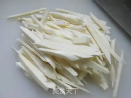 Make X-O SAUCE AND WHITE step 2