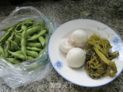 Make Pickle mushrooms, fried beans step 0