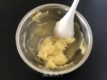 Make Cheese mashed potato ball step 1