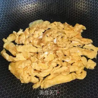 Make Eggs and pepper carrots step 5