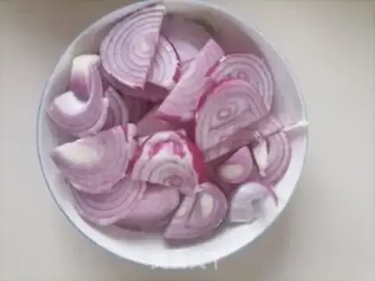 Make Onion fried eggs step 0