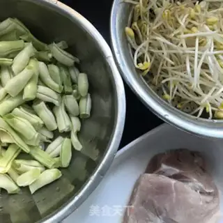 Make Bean sprouts step 2