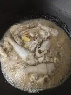 Make The chicken leg boils its ears step 1