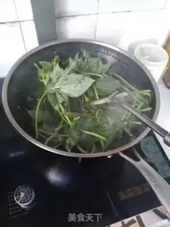 Make Garlic potato leaves step 3