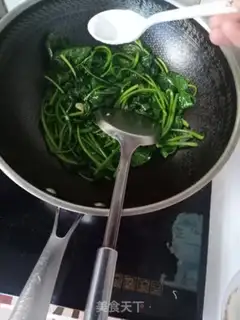 Make Garlic potato leaves step 4