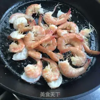 Make Homemade spicy shrimp step 4