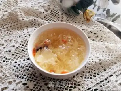 Make Silver-eared date soup step 6